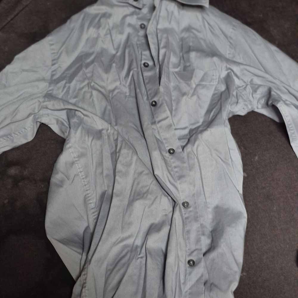 Croft & Barrow Light Gray Broadcloth Shirt